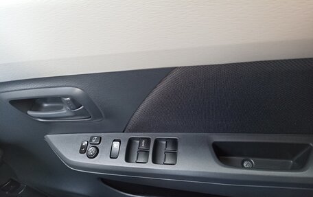 Suzuki Wagon R V, 2016 год, 845 000 рублей, 16 фотография