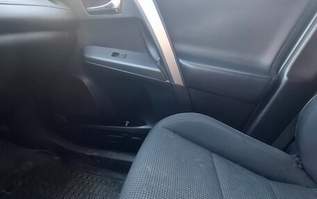 Toyota RAV4, 2018 год, 2 980 000 рублей, 8 фотография