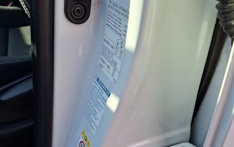 Toyota RAV4, 2018 год, 2 980 000 рублей, 28 фотография