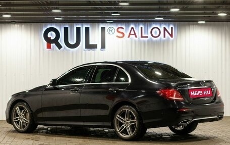 Mercedes-Benz E-Класс, 2018 год, 3 320 000 рублей, 8 фотография