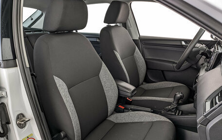 Skoda Rapid II, 2021 год, 1 200 000 рублей, 24 фотография