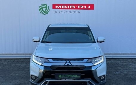 Mitsubishi Outlander III рестайлинг 3, 2019 год, 2 290 000 рублей, 2 фотография