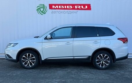 Mitsubishi Outlander III рестайлинг 3, 2019 год, 2 290 000 рублей, 8 фотография