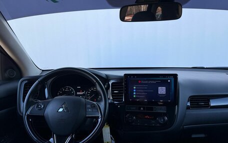 Mitsubishi Outlander III рестайлинг 3, 2019 год, 2 290 000 рублей, 11 фотография