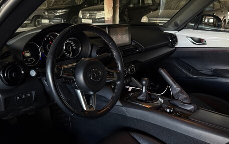 Mazda MX-5, 2019 год, 2 950 000 рублей, 4 фотография