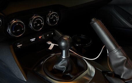 Mazda MX-5, 2019 год, 2 950 000 рублей, 5 фотография