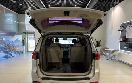 KIA Carnival III, 2018 год, 2 900 000 рублей, 9 фотография