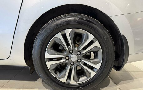 KIA Carnival III, 2018 год, 2 900 000 рублей, 21 фотография