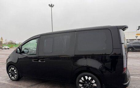 Hyundai Staria, 2024 год, 8 000 000 рублей, 11 фотография