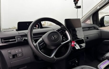 Hyundai Staria, 2024 год, 8 000 000 рублей, 8 фотография