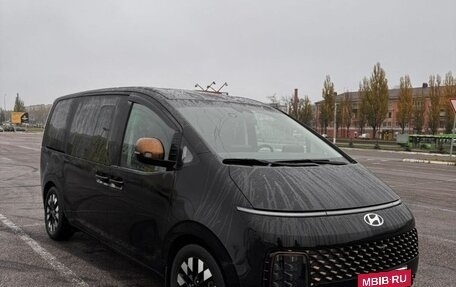 Hyundai Staria, 2024 год, 8 000 000 рублей, 13 фотография