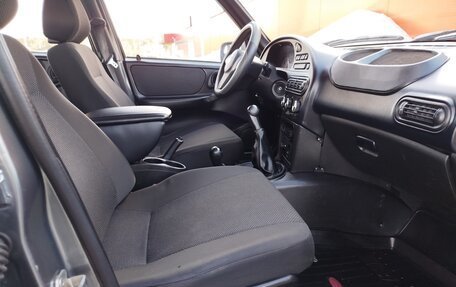 Chevrolet Niva I рестайлинг, 2010 год, 485 000 рублей, 12 фотография