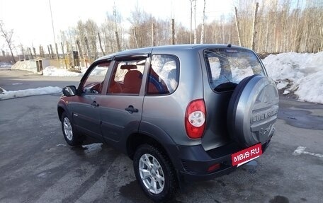 Chevrolet Niva I рестайлинг, 2010 год, 485 000 рублей, 14 фотография