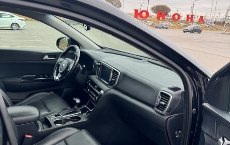 KIA Sportage IV рестайлинг, 2018 год, 2 600 000 рублей, 9 фотография