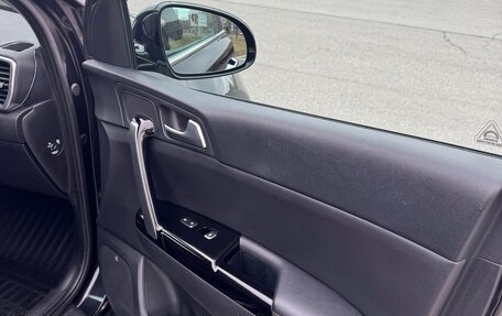 KIA Sportage IV рестайлинг, 2018 год, 2 600 000 рублей, 11 фотография