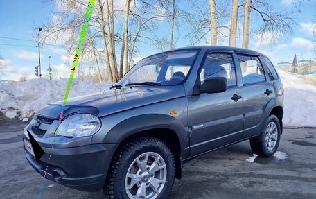 Chevrolet Niva I рестайлинг, 2010 год, 485 000 рублей, 17 фотография