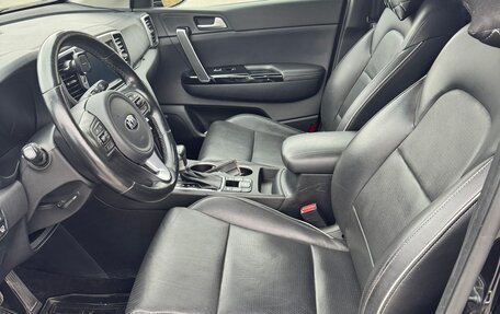 KIA Sportage IV рестайлинг, 2018 год, 2 600 000 рублей, 18 фотография