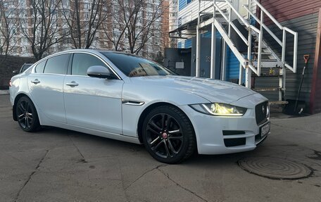 Jaguar XE I рестайлинг, 2015 год, 1 600 000 рублей, 6 фотография