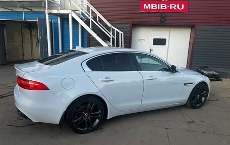 Jaguar XE I рестайлинг, 2015 год, 1 600 000 рублей, 7 фотография