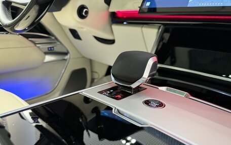 Land Rover Range Rover IV рестайлинг, 2024 год, 26 990 000 рублей, 14 фотография