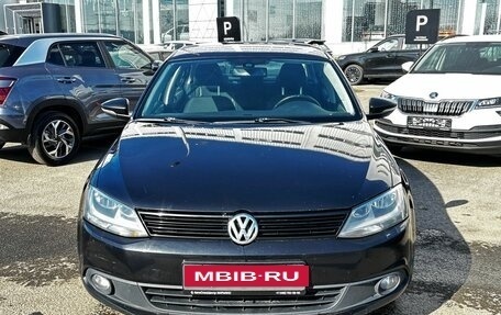 Volkswagen Jetta VI, 2012 год, 928 000 рублей, 3 фотография