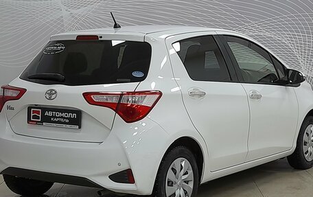 Toyota Vitz, 2019 год, 999 000 рублей, 5 фотография