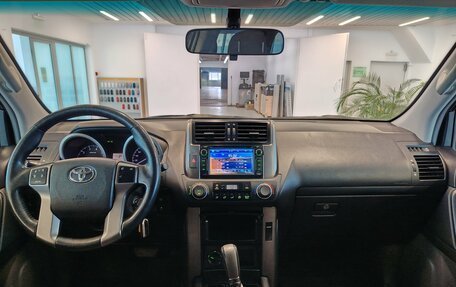 Toyota Land Cruiser Prado 150 рестайлинг 2, 2013 год, 2 649 000 рублей, 8 фотография