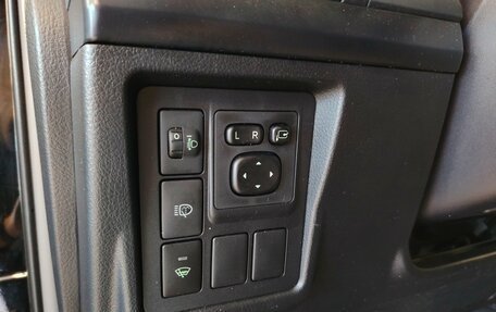 Toyota Land Cruiser Prado 150 рестайлинг 2, 2013 год, 2 649 000 рублей, 16 фотография