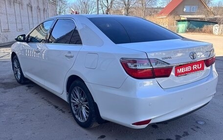 Toyota Camry, 2016 год, 1 580 000 рублей, 4 фотография