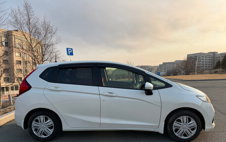 Honda Fit III, 2017 год, 1 050 000 рублей, 2 фотография