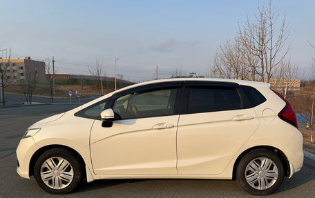 Honda Fit III, 2017 год, 1 050 000 рублей, 3 фотография