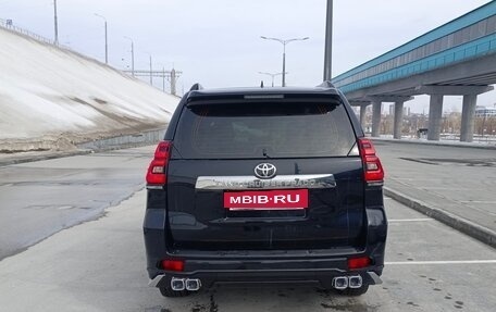 Toyota Land Cruiser Prado 150 рестайлинг 2, 2017 год, 5 200 000 рублей, 4 фотография