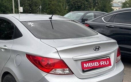 Hyundai Solaris II рестайлинг, 2013 год, 850 000 рублей, 5 фотография