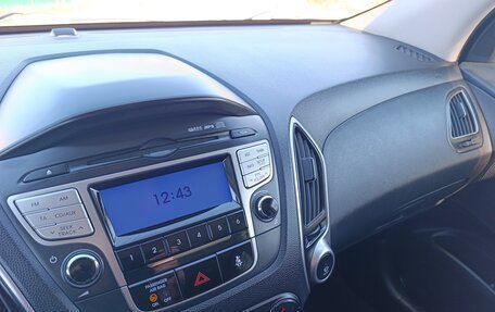 Hyundai ix35 I рестайлинг, 2013 год, 1 130 000 рублей, 17 фотография