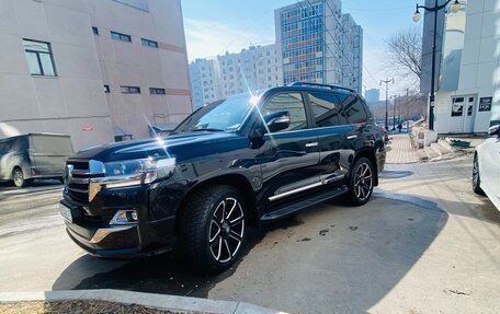 Toyota Land Cruiser 200, 2019 год, 7 800 000 рублей, 3 фотография