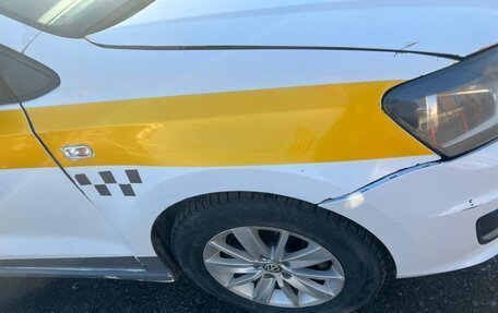 Volkswagen Polo VI (EU Market), 2017 год, 750 000 рублей, 8 фотография