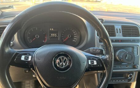 Volkswagen Polo VI (EU Market), 2017 год, 750 000 рублей, 12 фотография