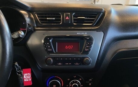 KIA Rio III рестайлинг, 2014 год, 680 000 рублей, 13 фотография