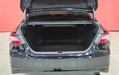 Toyota Camry, 2019 год, 2 380 000 рублей, 20 фотография