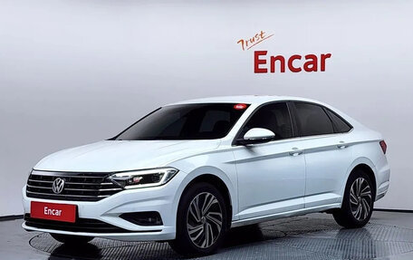 Volkswagen Jetta VII, 2020 год, 1 570 000 рублей, 1 фотография