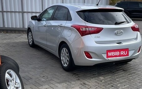 Hyundai i30 II рестайлинг, 2013 год, 1 050 000 рублей, 4 фотография