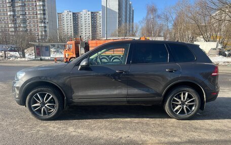 Volkswagen Touareg III, 2011 год, 1 850 000 рублей, 8 фотография