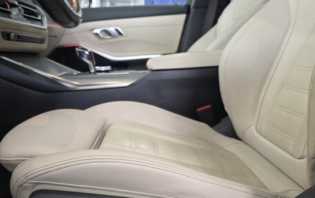 BMW 3 серия, 2021 год, 5 950 000 рублей, 17 фотография