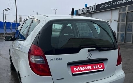 Mercedes-Benz A-Класс, 2010 год, 670 000 рублей, 3 фотография