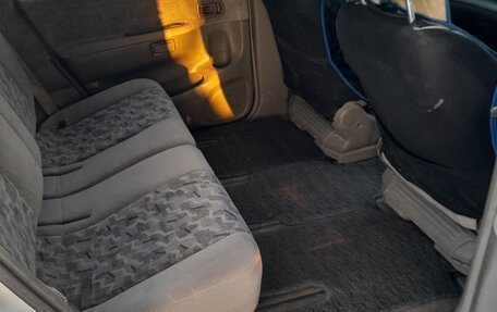 Nissan Rnessa, 1999 год, 425 000 рублей, 9 фотография