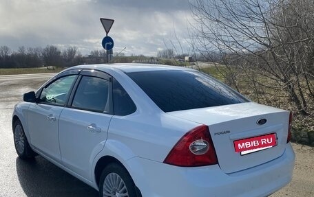 Ford Focus II рестайлинг, 2010 год, 700 000 рублей, 2 фотография