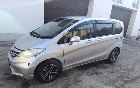 Honda Freed I, 2012 год, 1 150 000 рублей, 2 фотография