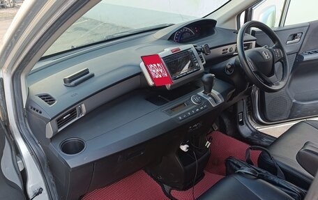 Honda Freed I, 2012 год, 1 150 000 рублей, 13 фотография