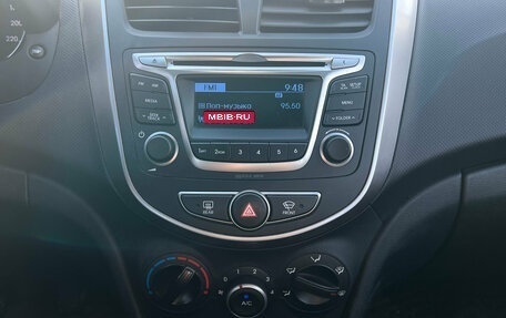 Hyundai Solaris II рестайлинг, 2014 год, 999 000 рублей, 9 фотография