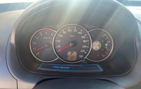 Mitsubishi Pajero Sport II рестайлинг, 2011 год, 1 750 000 рублей, 9 фотография